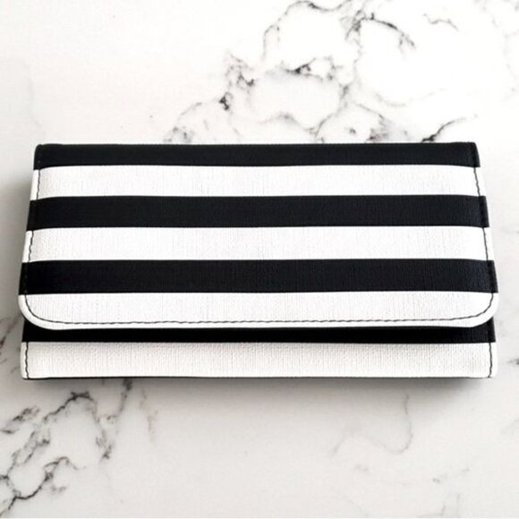 KUT - Black & White Stripe Wallet - Picture 2 of 7